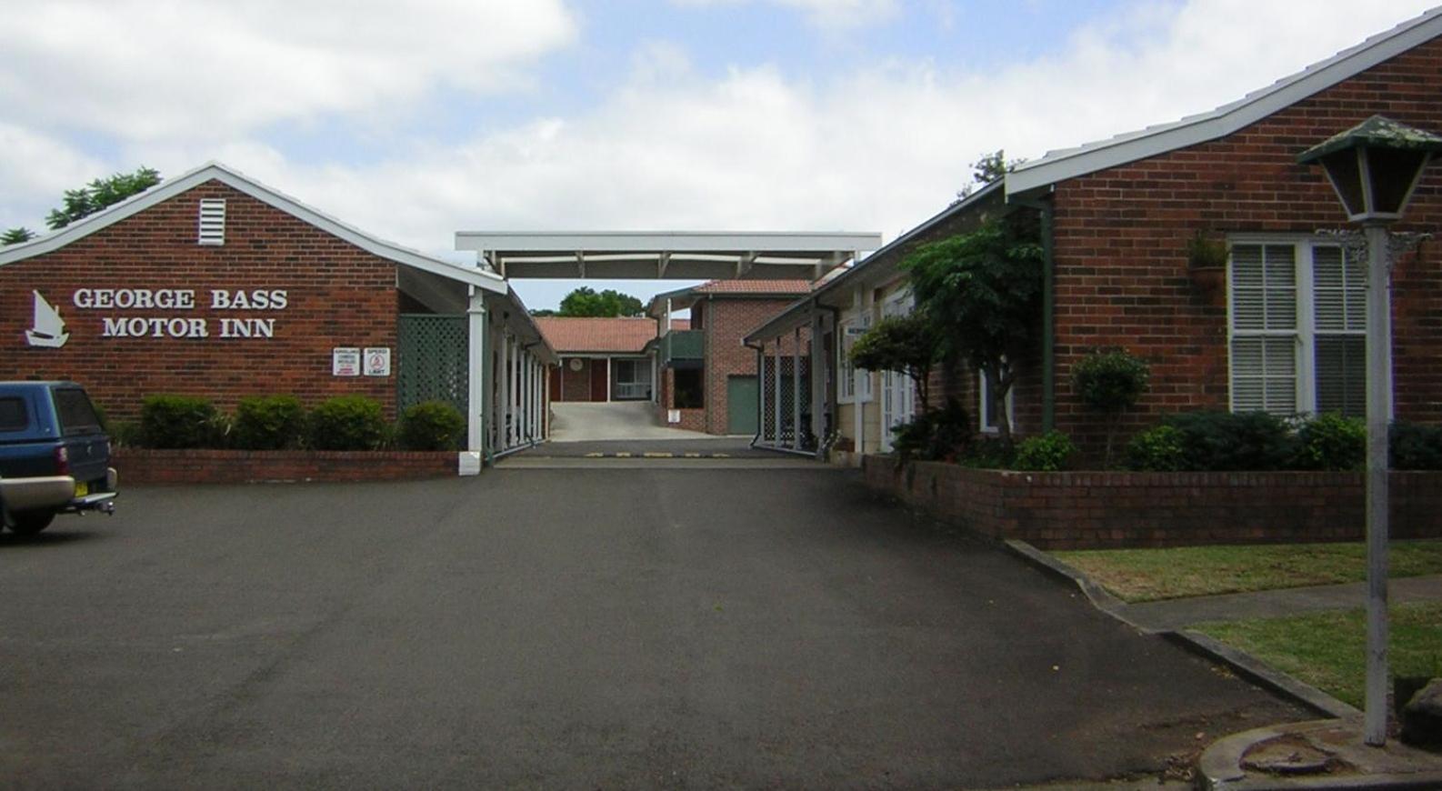 George Bass Motor Inn Nowra Room photo