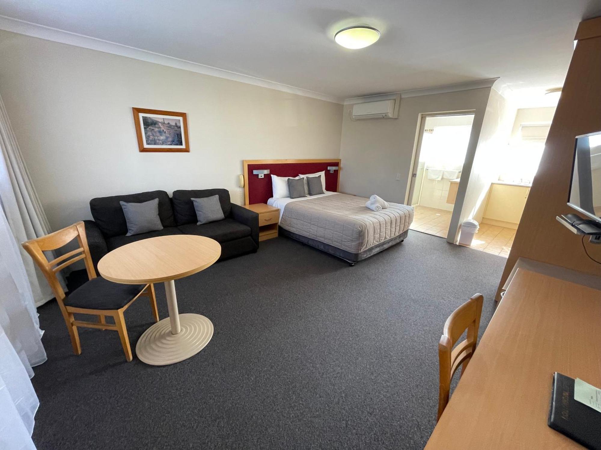 George Bass Motor Inn Nowra Exterior photo